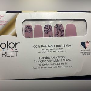 Two Strong! Color Street nail strips